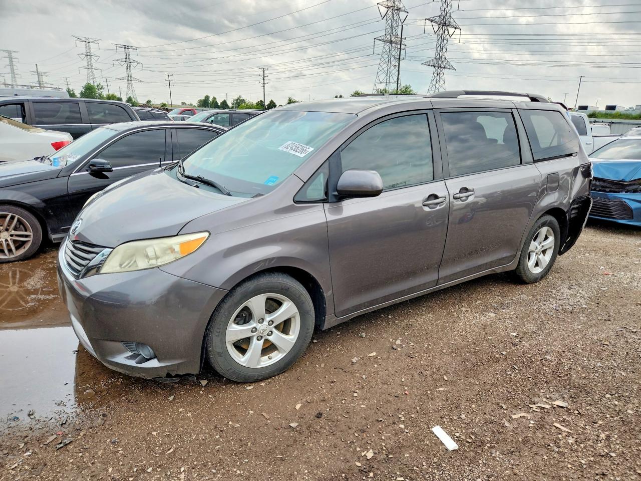 5TDKK3DC8CS179334 · 2012 TOYOTA SIENNA