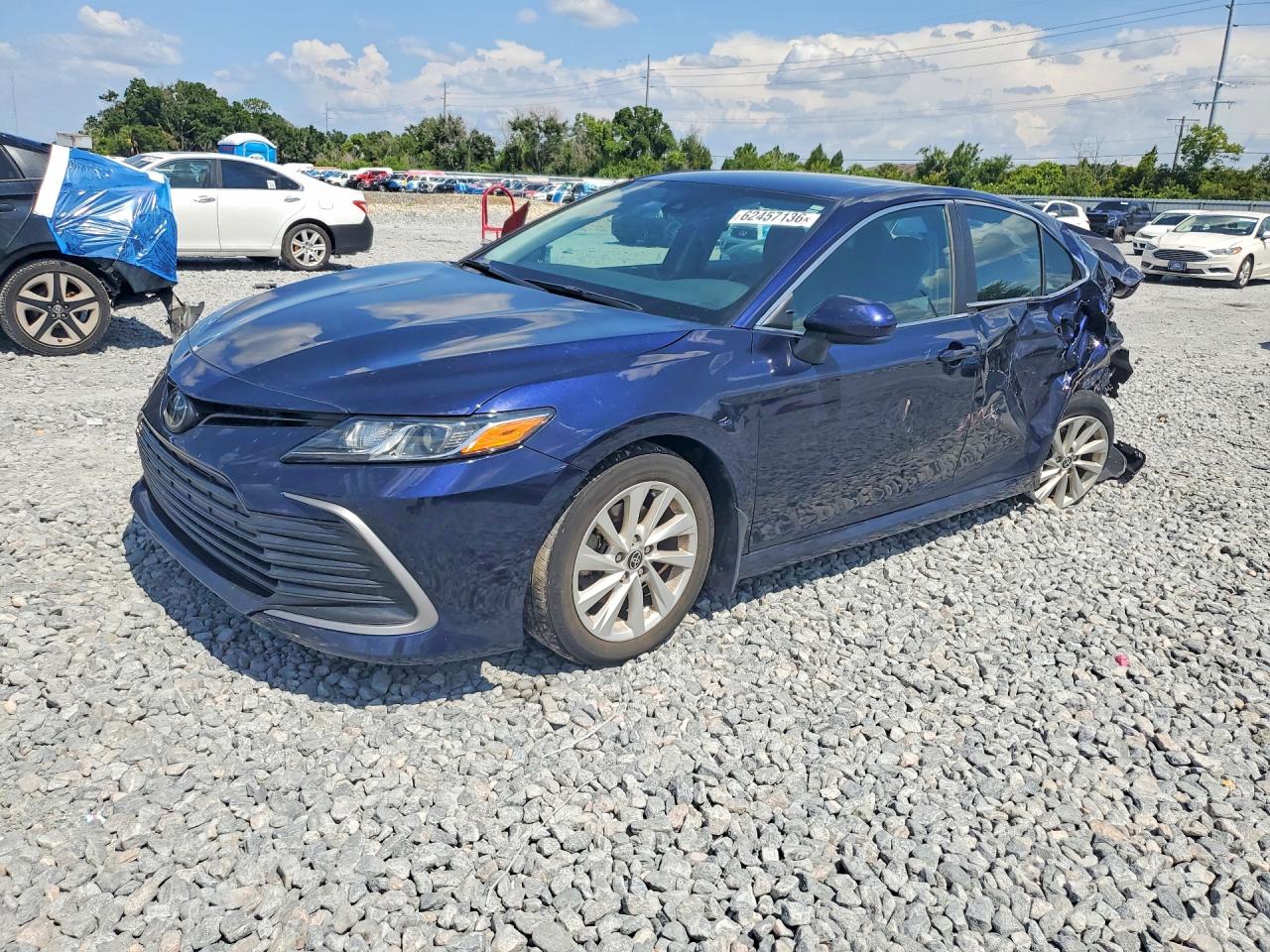 4T1C11AK4NU639364 · 2022 TOYOTA CAMRY