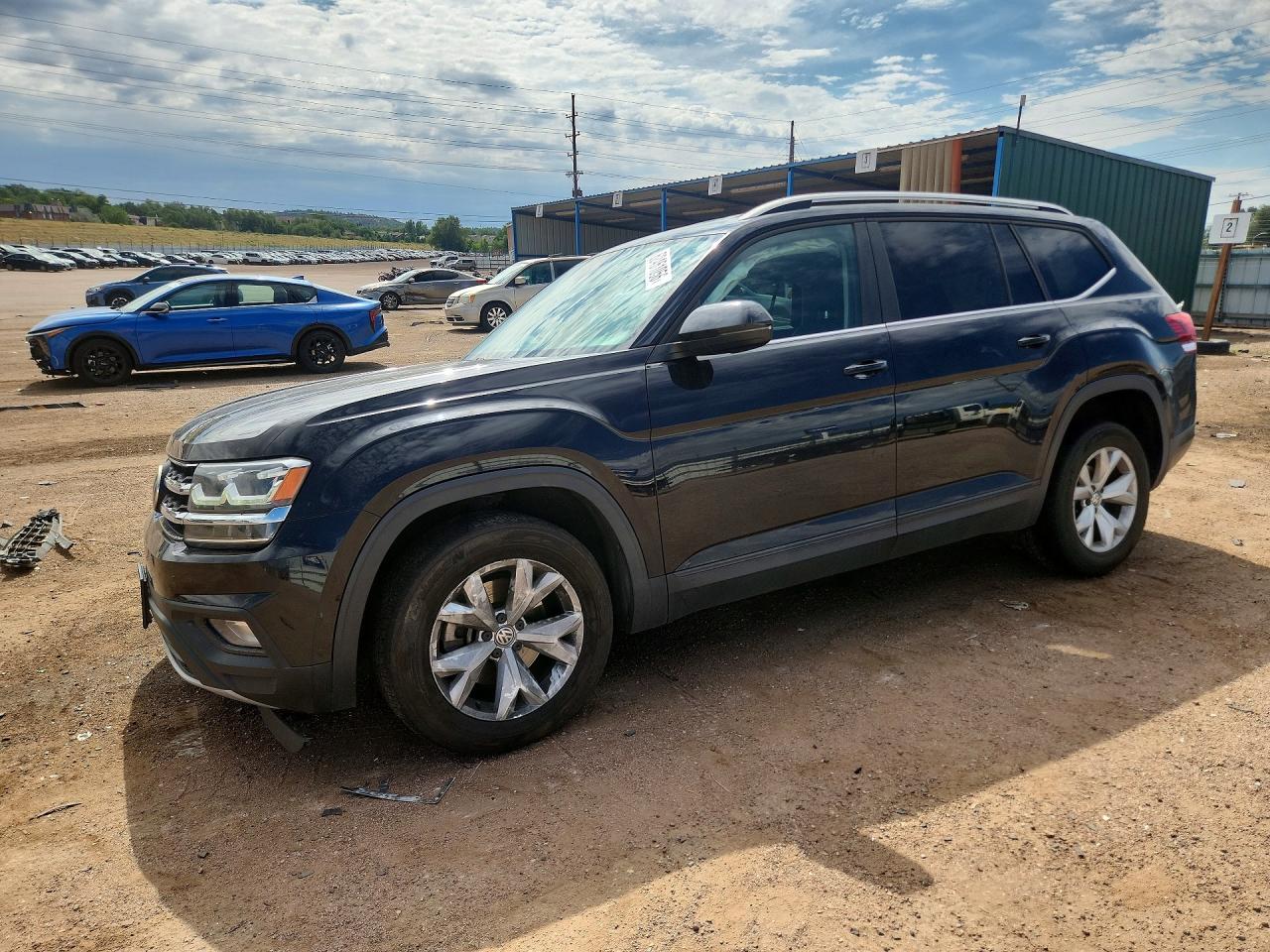 1V2LR2CA8JC556588 · 2018 VOLKSWAGEN ATLAS