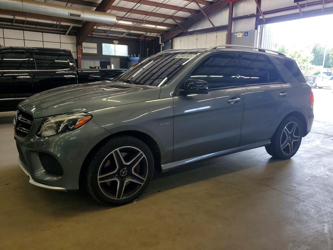 4JGDA6EB3JB176277 · 2018 MERCEDES-BENZ GLE
