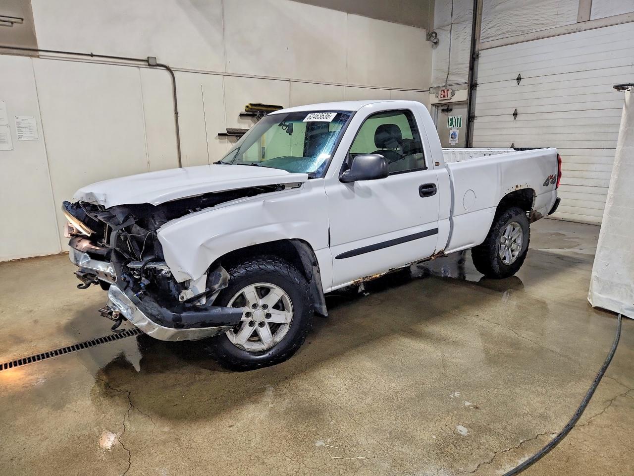 1GCEK14X75Z282055 · 2005 CHEVROLET SILVERADO
