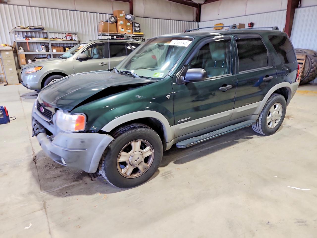1FMYU04152KD12439 · 2002 FORD ESCAPE