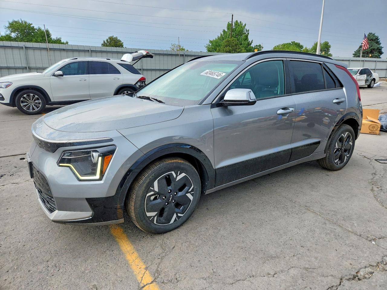 2024 KIA NIRO