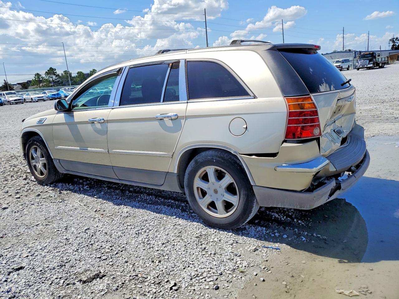 2C4GM68435R564106 · 2005 CHRYSLER PACIFICA · 2/13
