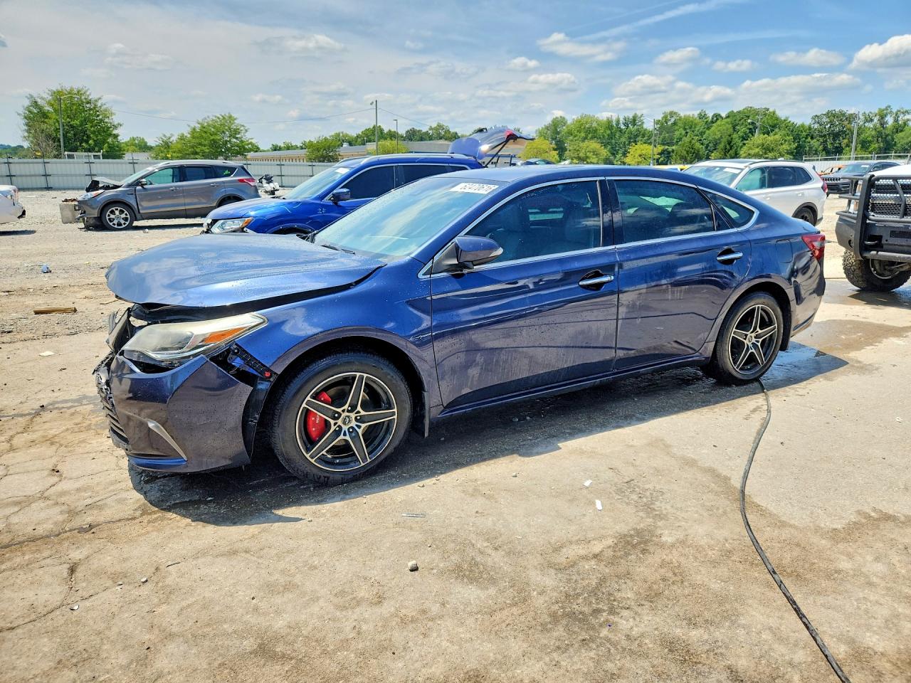 2017 TOYOTA AVALON