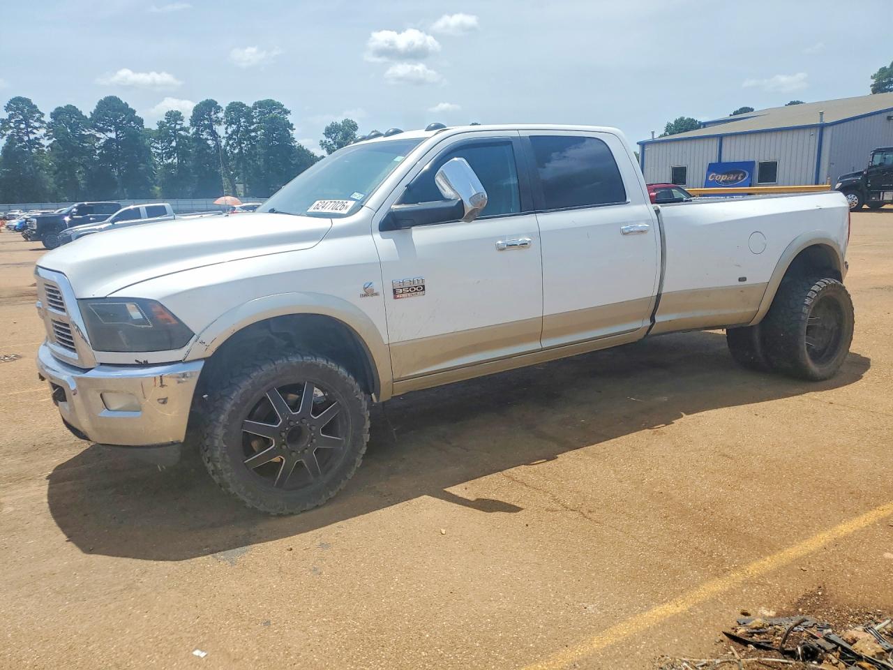 3D73Y4CL1BG592533 · 2011 DODGE RAM 3500