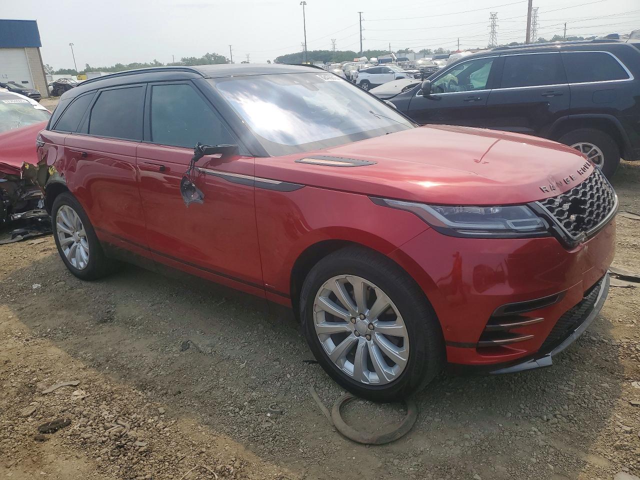 SALYL2RV5JA724050 · 2018 LAND ROVER RANGE ROVER VELAR · 4/13