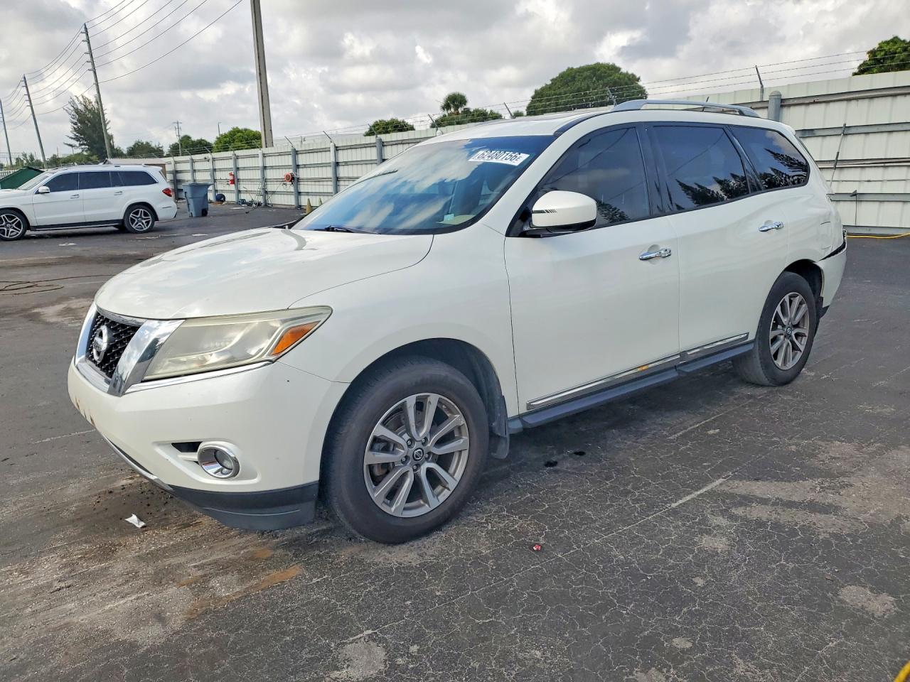 5N1AR2MM2GC637656 · 2016 NISSAN PATHFINDER