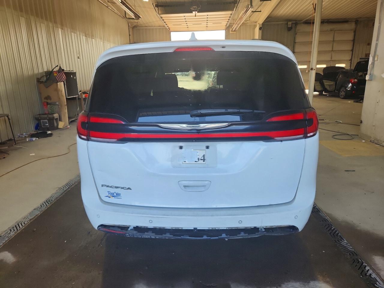 2C4RC1BG9NR143461 · 2022 CHRYSLER PACIFICA · 6/13