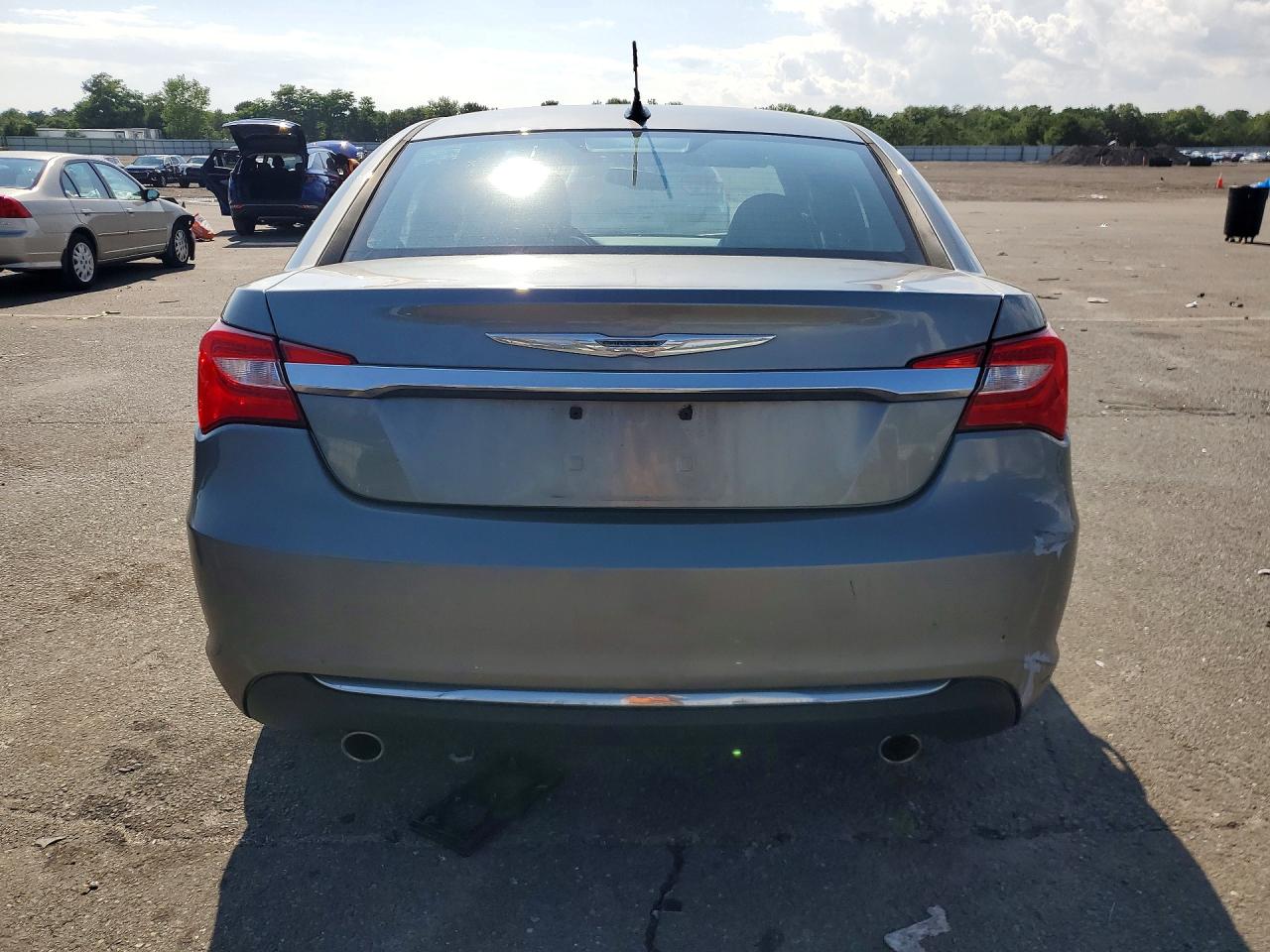 1C3CCBCG4DN747364 · 2013 CHRYSLER 200 · 6/12