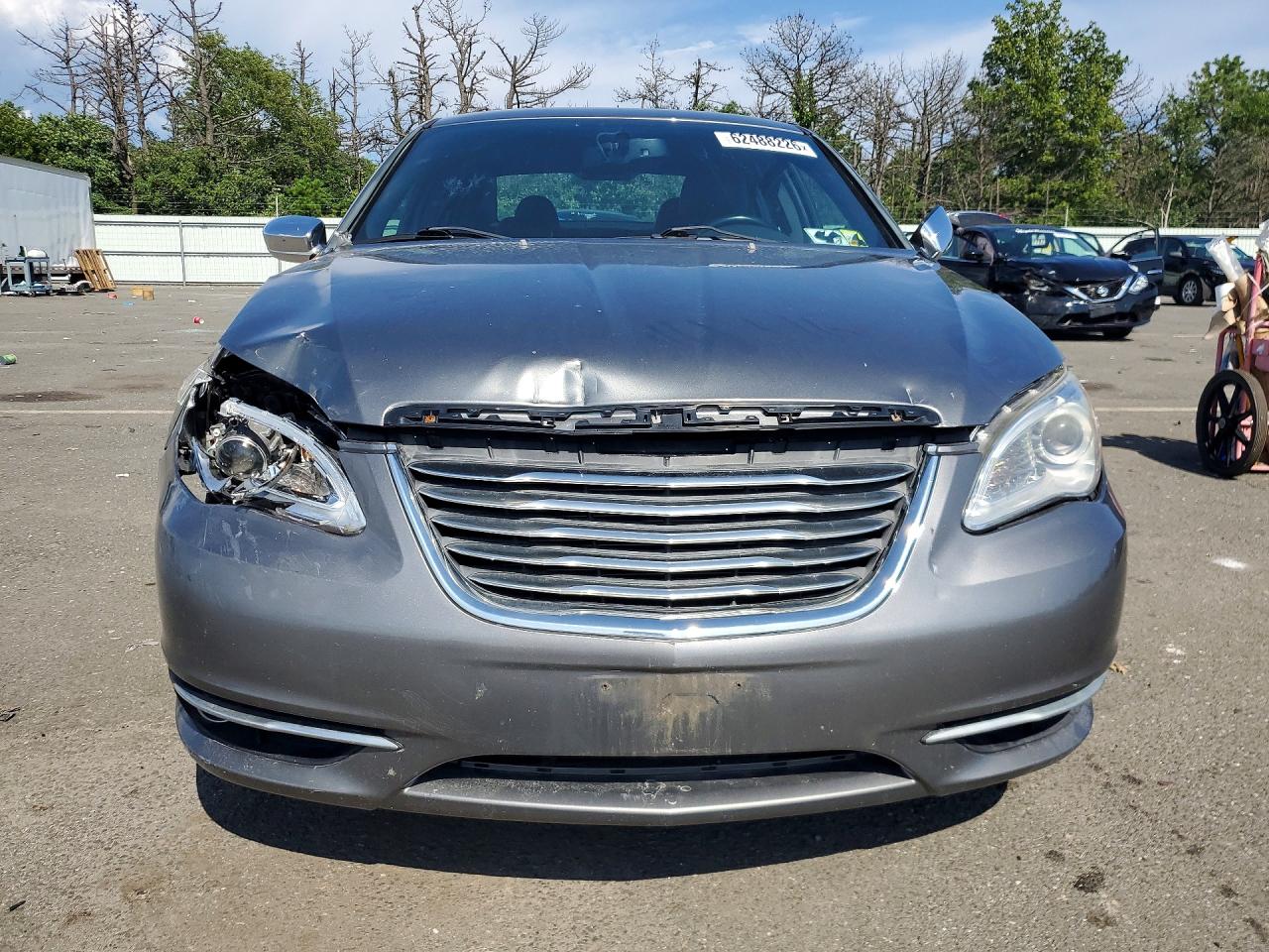 1C3CCBCG4DN747364 · 2013 CHRYSLER 200 · 5/12
