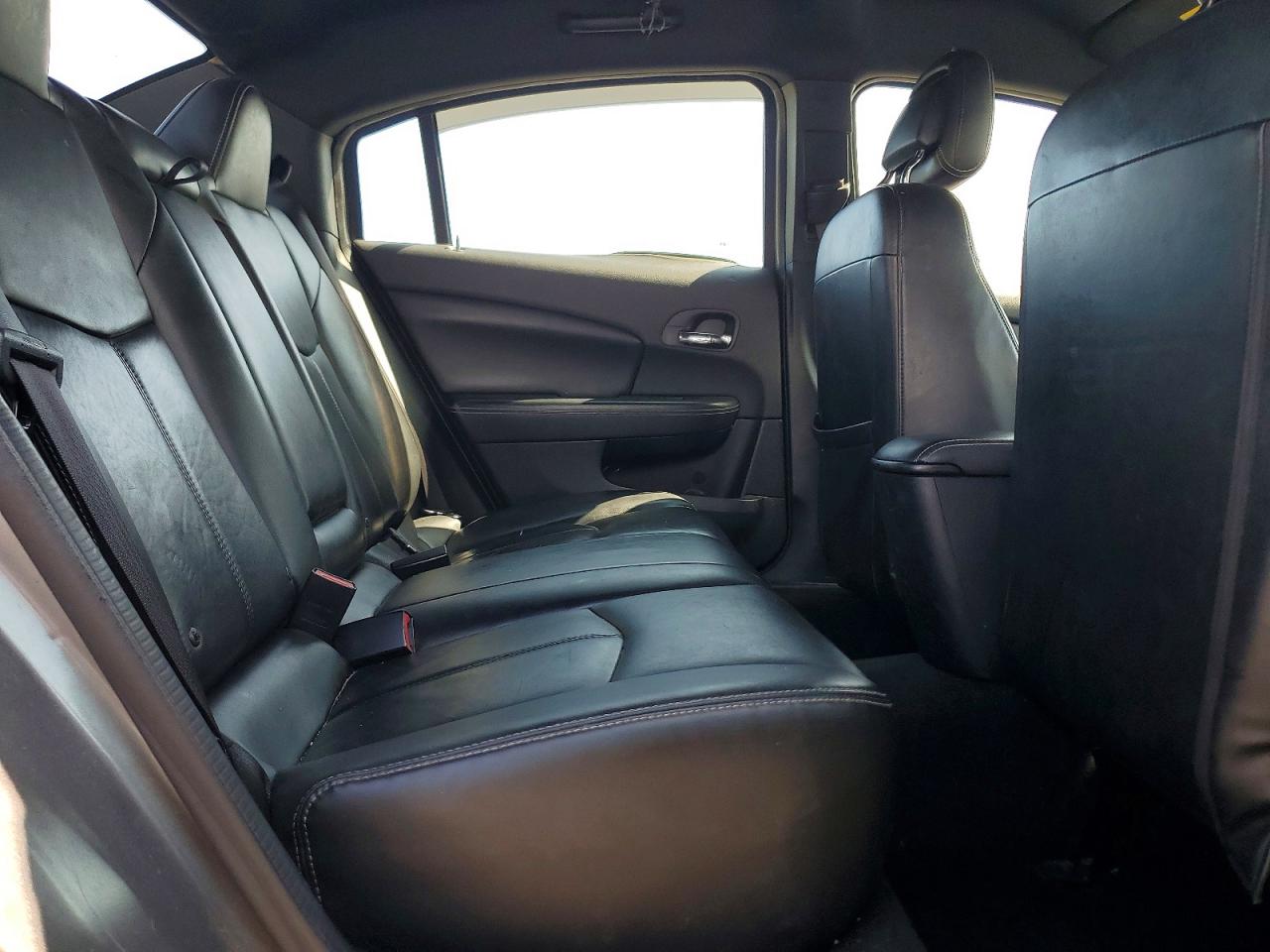 1C3CCBCG4DN747364 · 2013 CHRYSLER 200 · 10/12