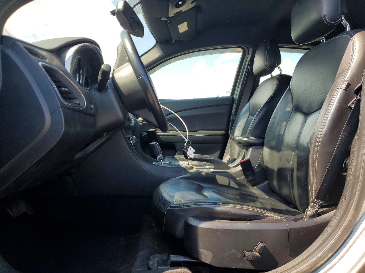 1C3CCBCG4DN747364 · 2013 CHRYSLER 200 · 7/12