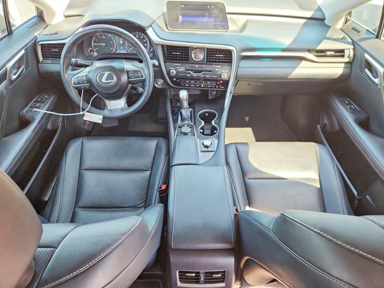 2T2ZZMCA9GC014015 · 2016 LEXUS RX · 8/13