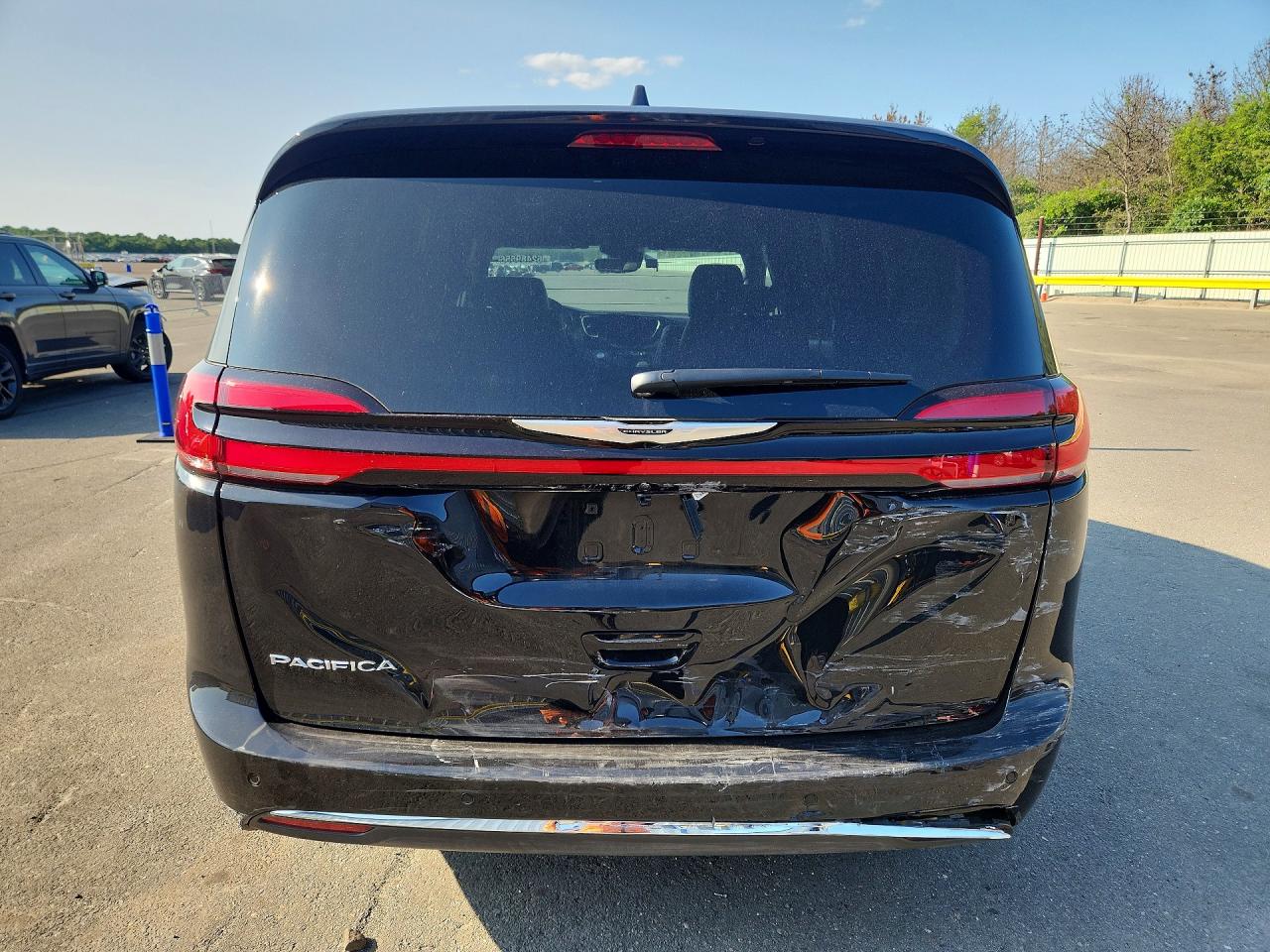2C4RC1BG2TR281775 · 2026 CHRYSLER PACIFICA · 6/13