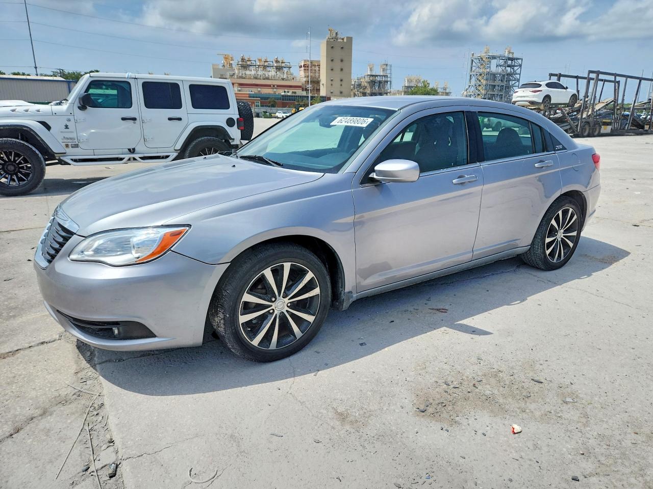1C3CCBBB8EN107617 · 2014 CHRYSLER 200