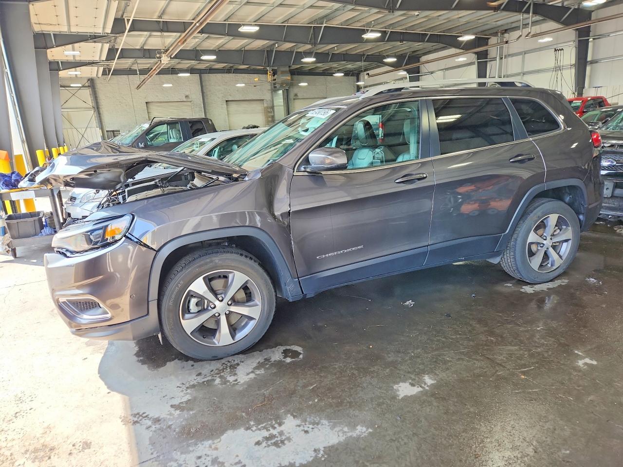 1C4PJMDXXMD229228 · 2021 JEEP CHEROKEE