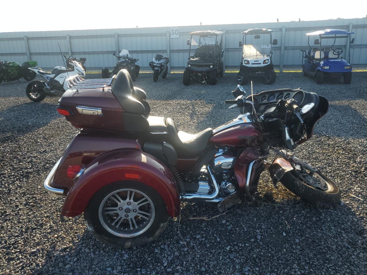 2017 HARLEY-DAVIDSON FLHTCUTG