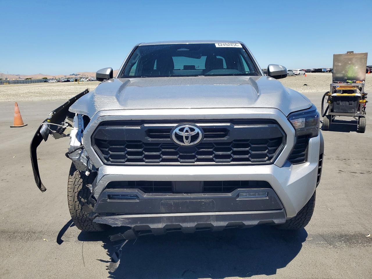 3TMLB5JN2SM092047 · 2025 TOYOTA TACOMA · 5/12