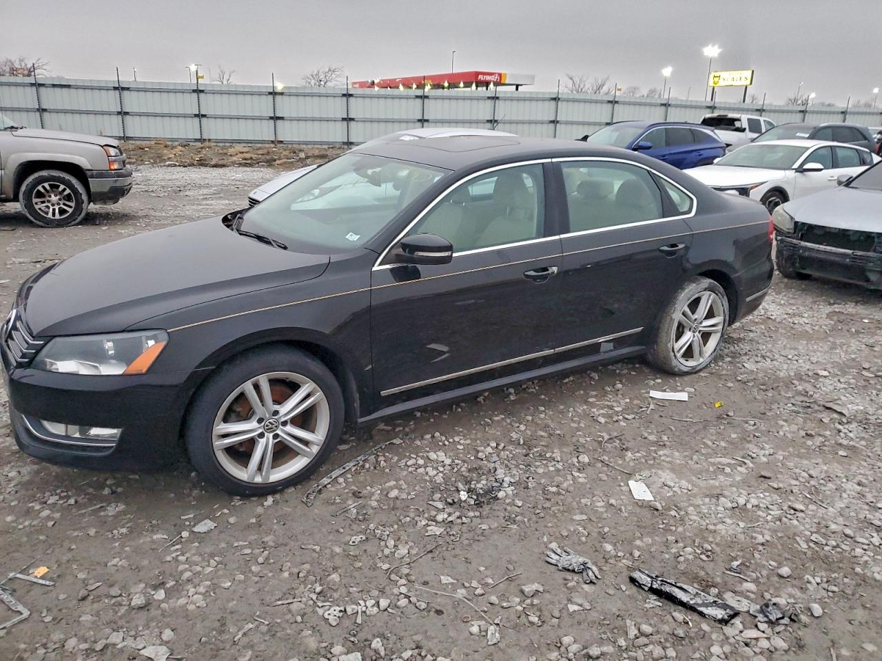 1VWBN7A34DC003030 · 2013 VOLKSWAGEN PASSAT