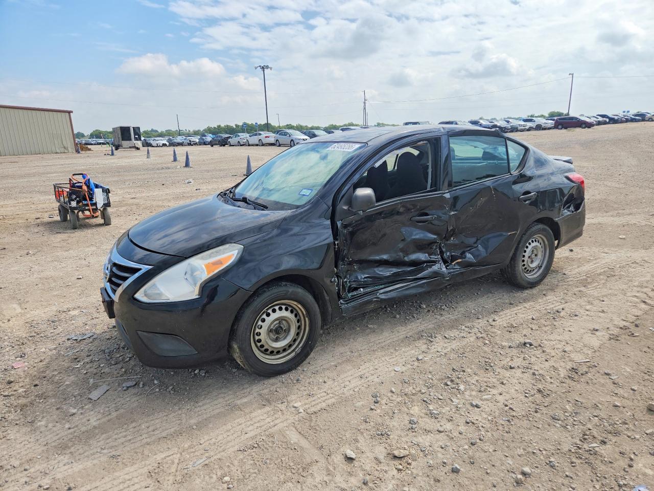 3N1CN7AP8FL945814 · 2015 NISSAN VERSA