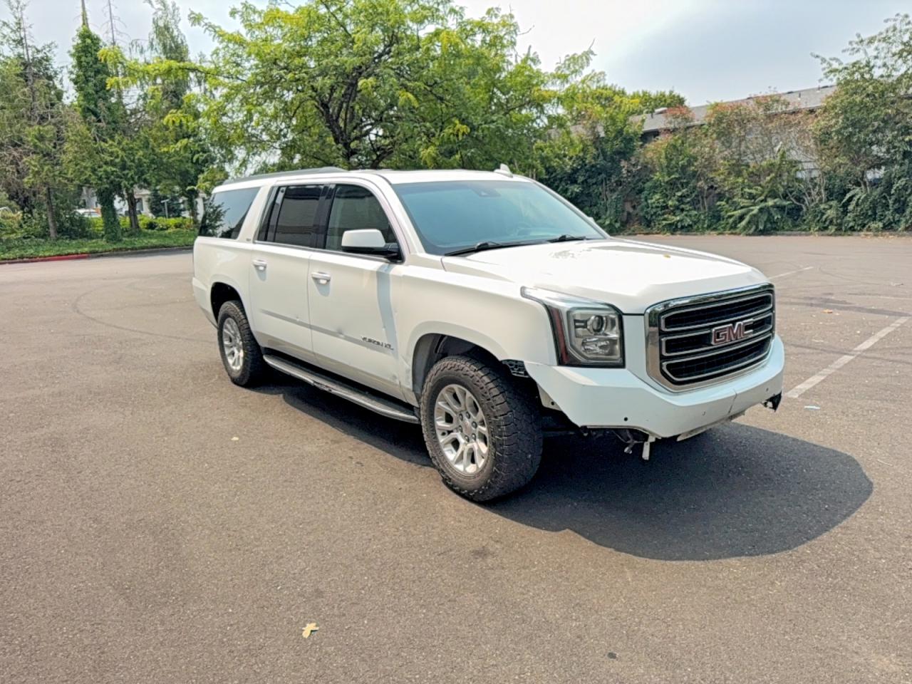 1GKS2GKC2KR289548 · 2019 GMC YUKON XL