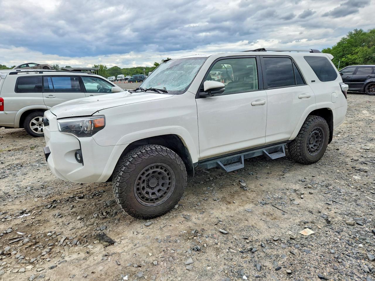 JTEFU5JR5N5262675 · 2022 TOYOTA 4RUNNER