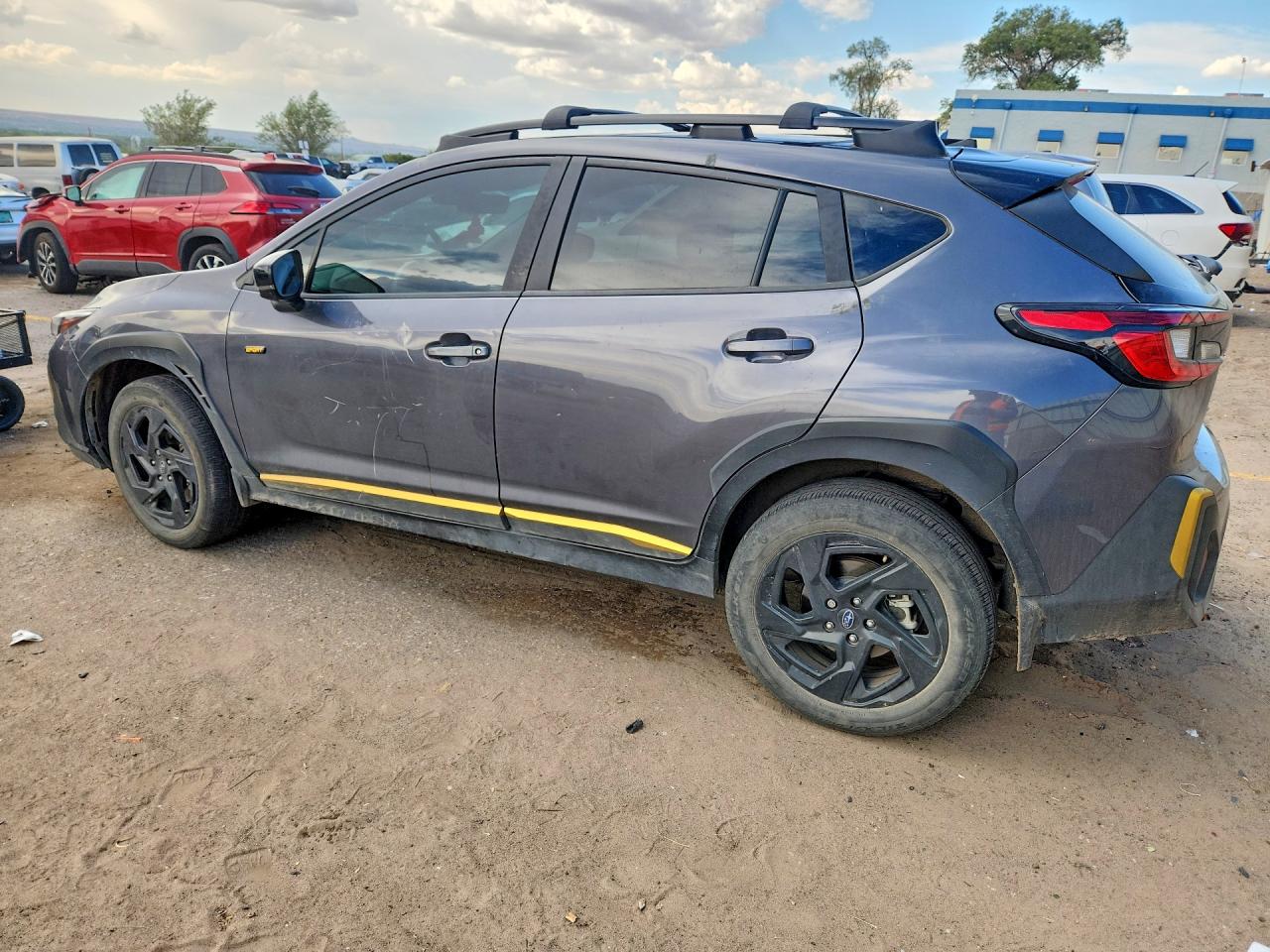 4S4GUHF63R3826555 · 2024 SUBARU CROSSTREK · 2/13