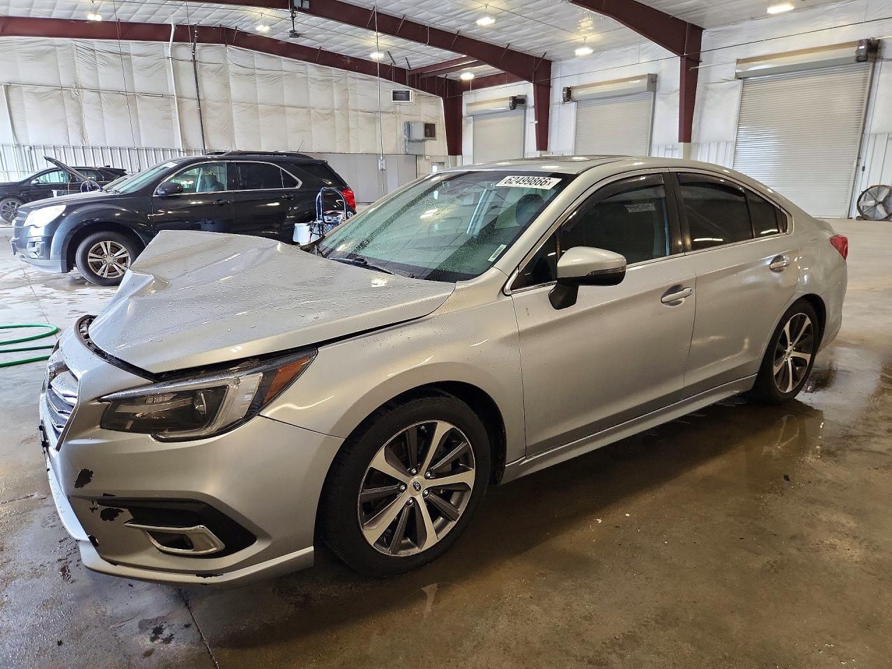 4S3BNEN69J3044891 · 2018 SUBARU LEGACY