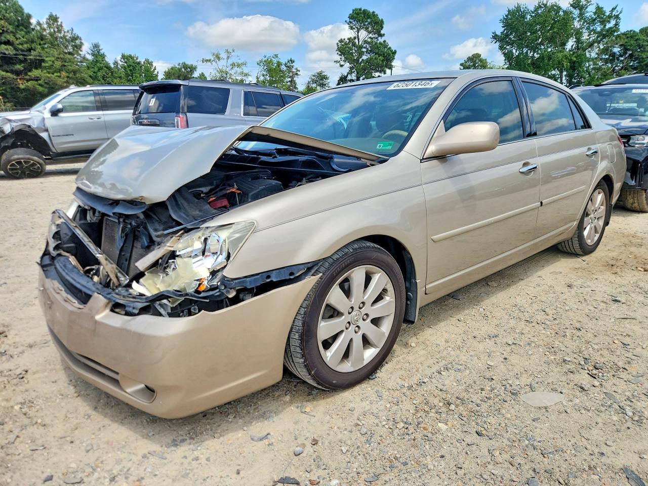 4T1BK36B05U057372 · 2005 TOYOTA AVALON