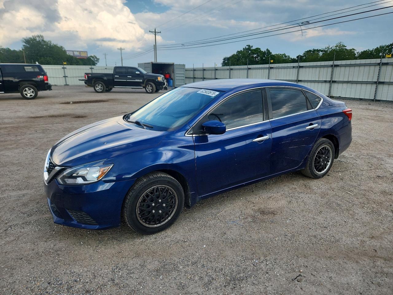 3N1AB7APXHY300586 · 2017 NISSAN SENTRA
