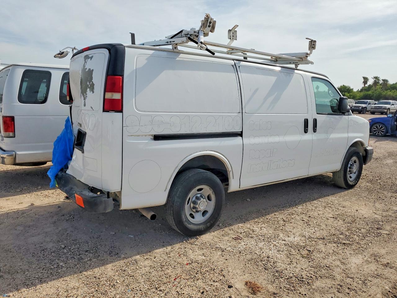 1GCWGFCA7E1186313 · 2014 CHEVROLET EXPRESS G2500 · 3/13