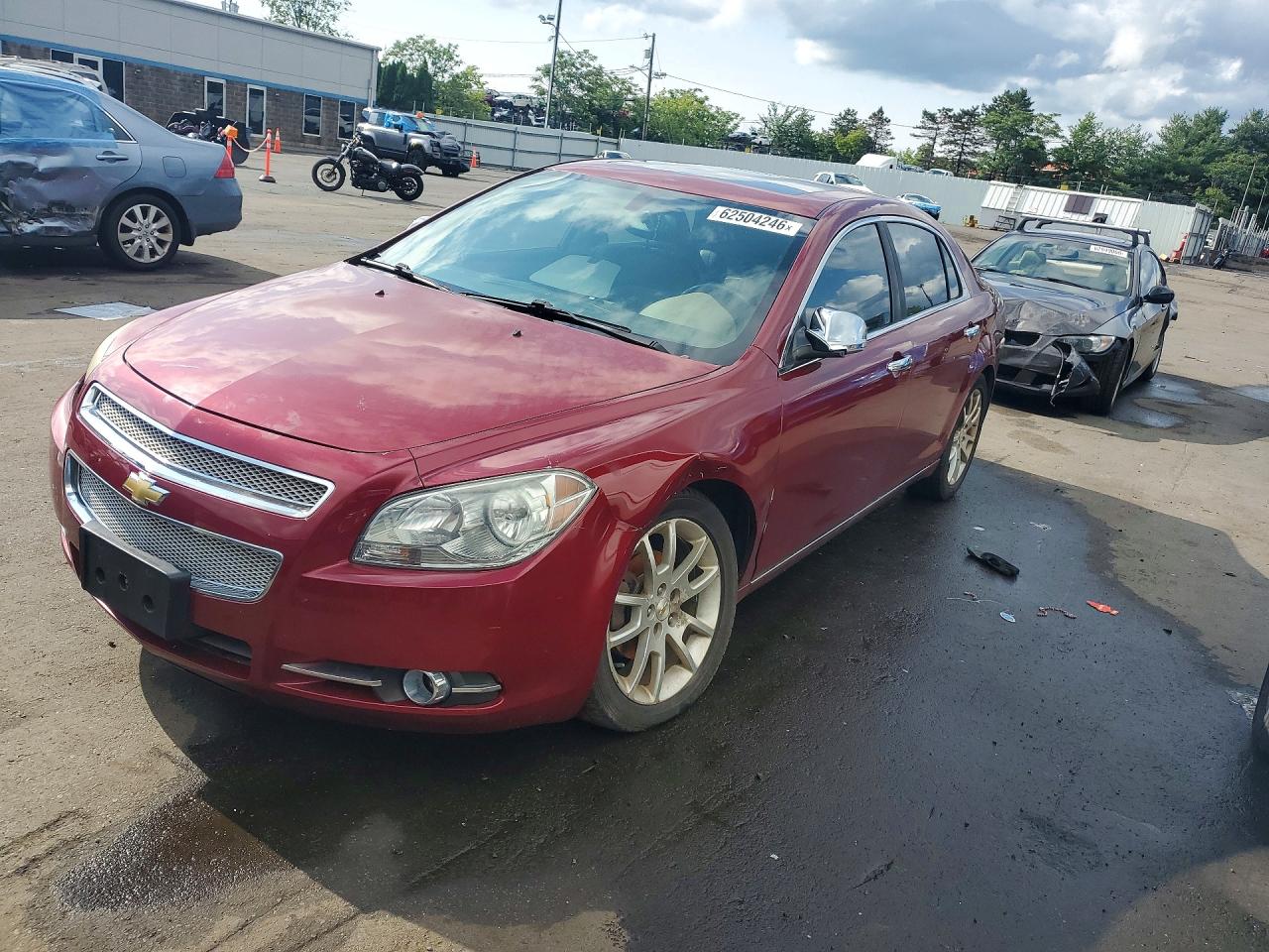 1G1ZE5E16BF238712 · 2011 CHEVROLET MALIBU