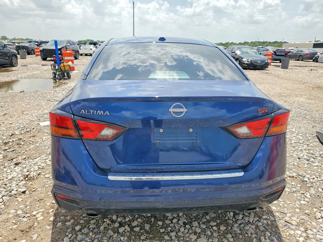 1N4BL4CV2PN302455 · 2023 NISSAN ALTIMA · 6/13