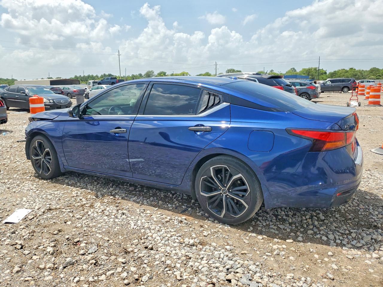 1N4BL4CV2PN302455 · 2023 NISSAN ALTIMA · 2/13