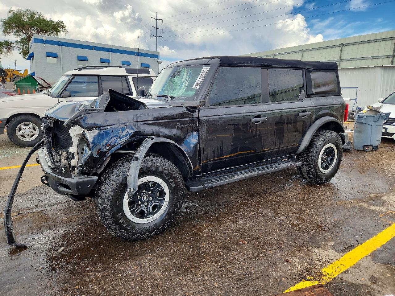 2022 FORD BRONCO