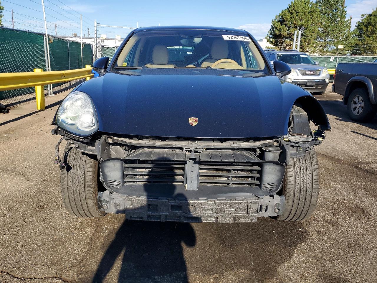WP1AA2A21GKA12166 · 2016 PORSCHE CAYENNE · 5/14
