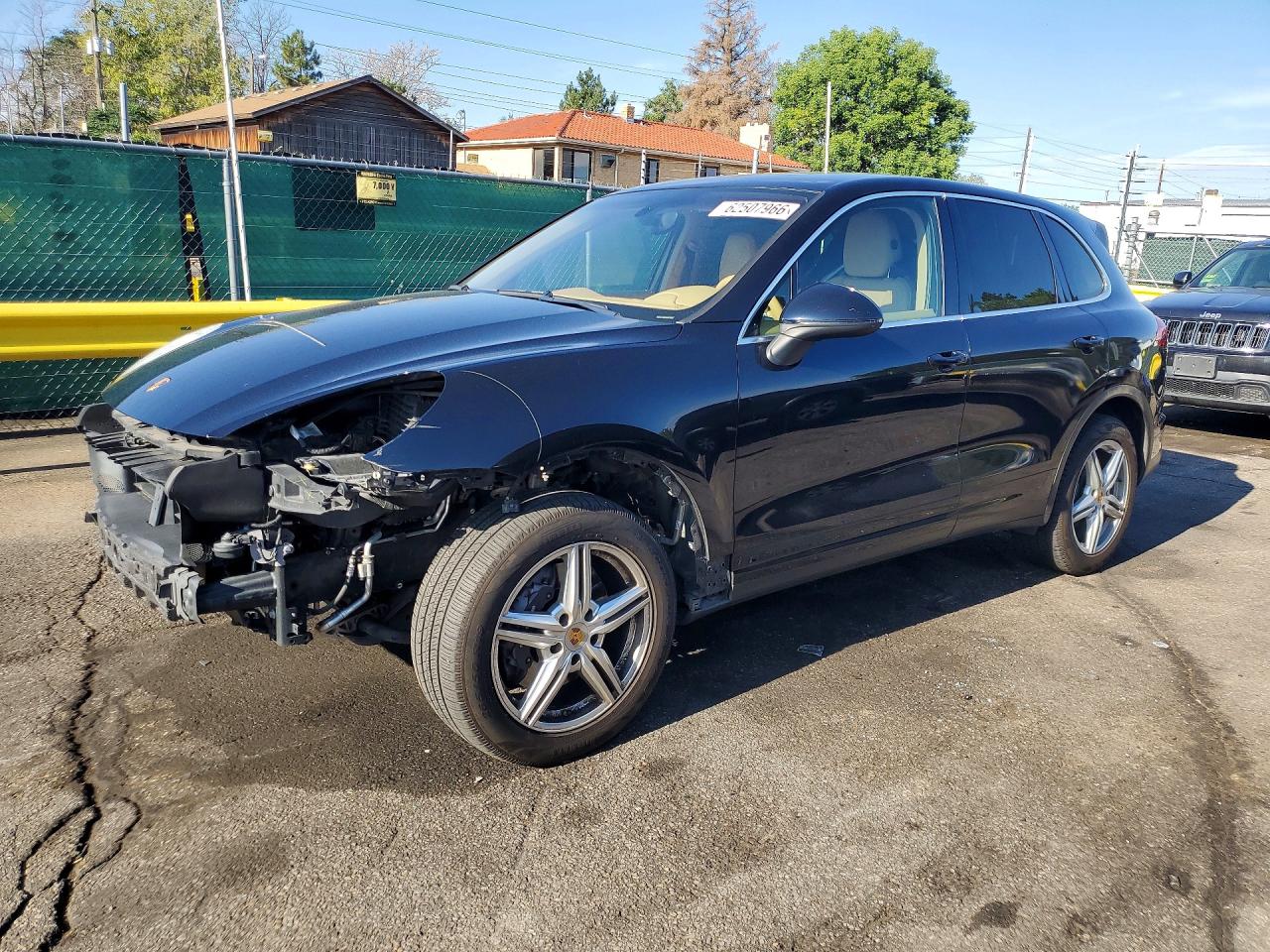 2016 PORSCHE CAYENNE
