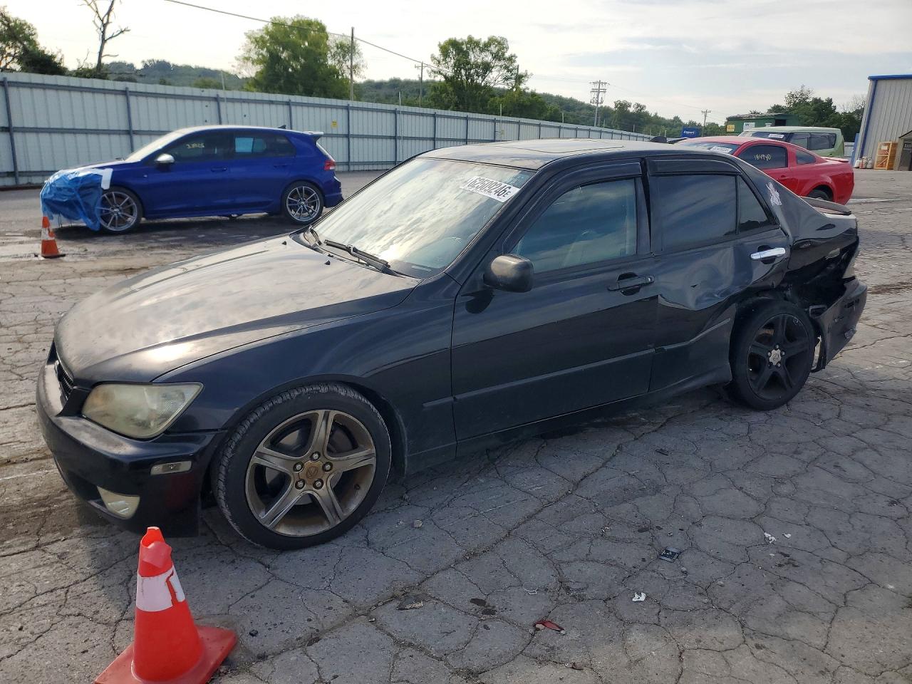JTHBD192320047533 · 2002 LEXUS IS 300
