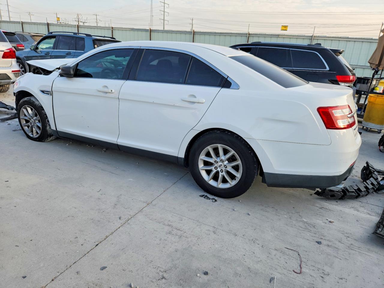 1FAHP2D88DG130301 · 2013 FORD TAURUS · 2/13