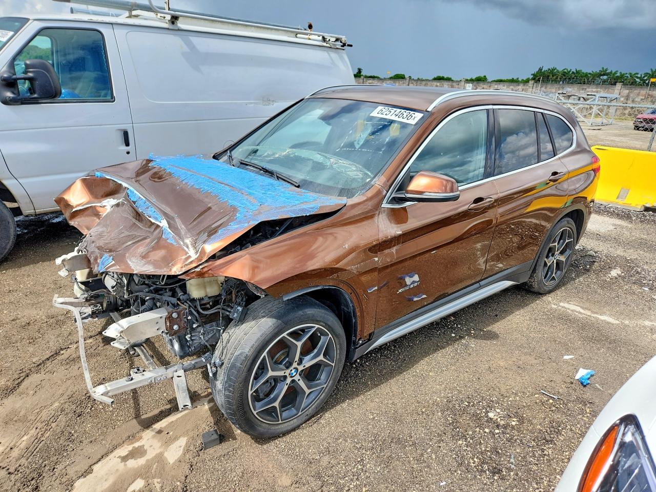 WBXHT3C33H5F82651 · 2017 BMW X1