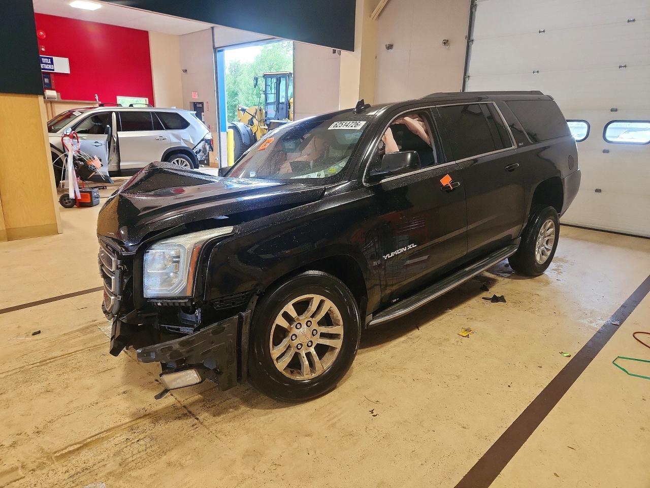 1GKS2GKC0GR337877 · 2016 GMC YUKON XL