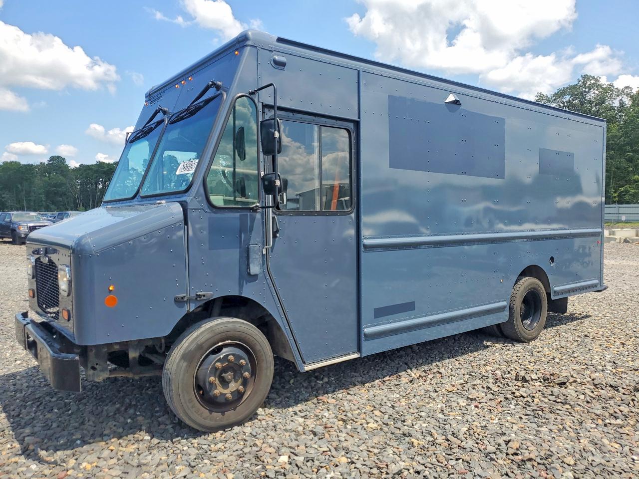 4UZAC2GA9MCMM9330 · 2021 FREIGHTLINER MT45 CHASSIS