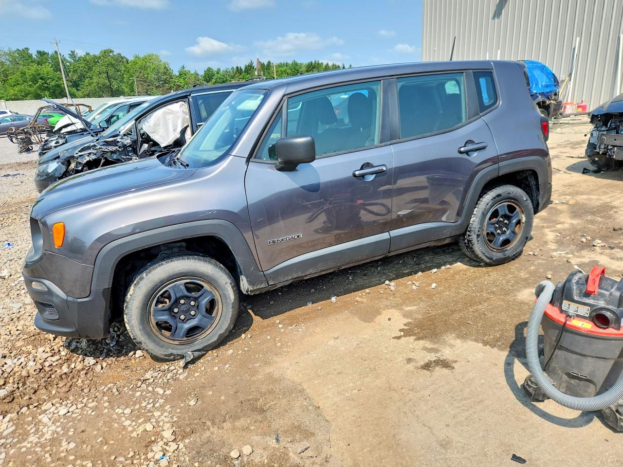 ZACCJBAB0JPH99778 · 2018 JEEP RENEGADE
