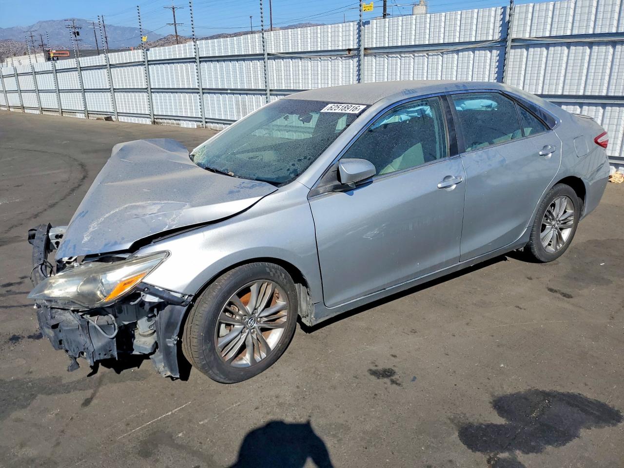 4T1BF1FK1GU529610 · 2016 TOYOTA CAMRY