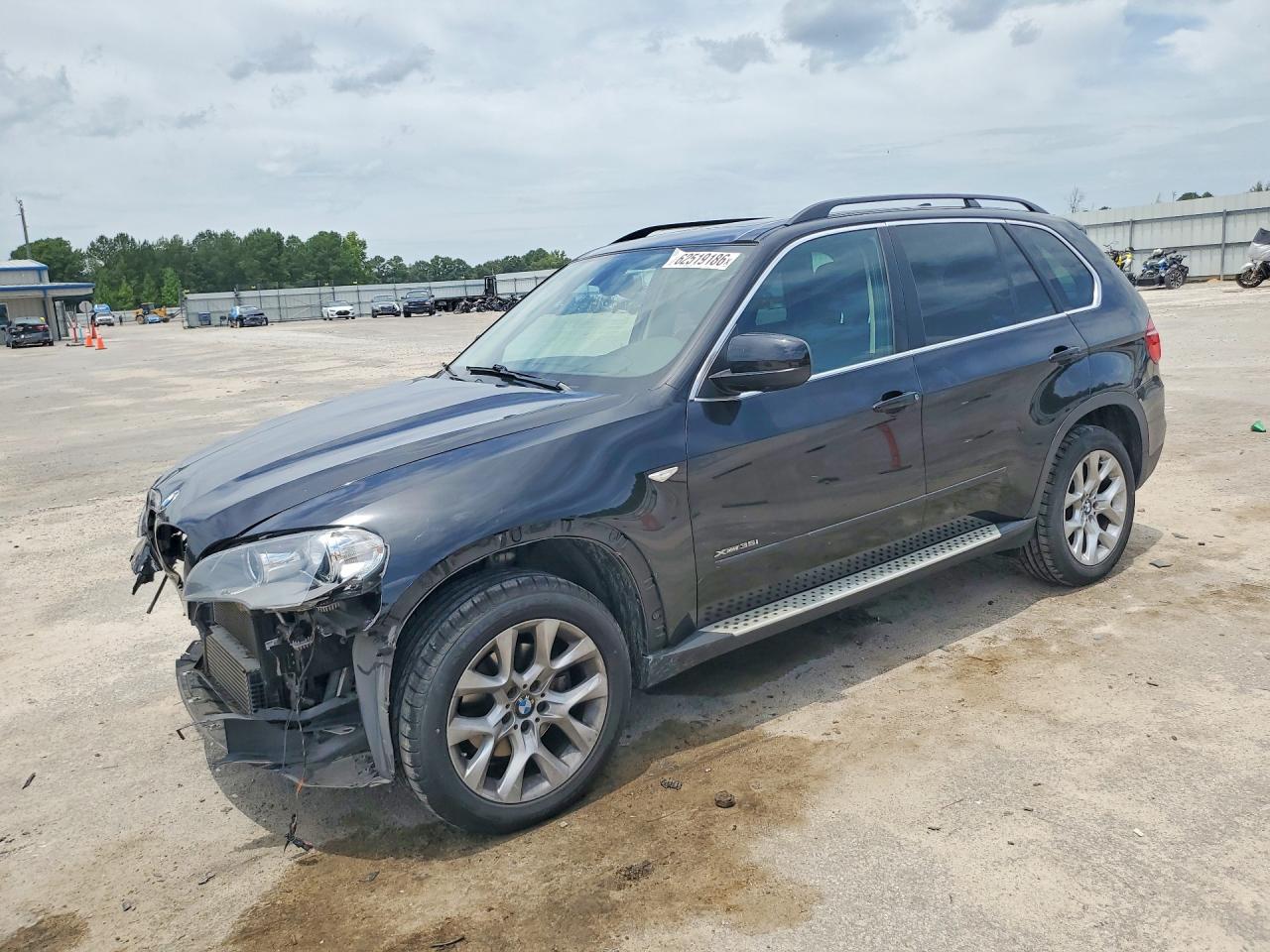 5UXZV4C52D0B09073 · 2013 BMW X5