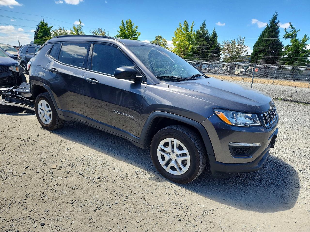 3C4NJDAB9HT647277 · 2017 JEEP COMPASS · 4/14