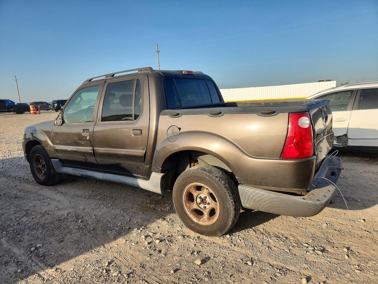1FMZU67K65UA94354 · 2005 FORD EXPLORER SPORT TRAC · 2/13