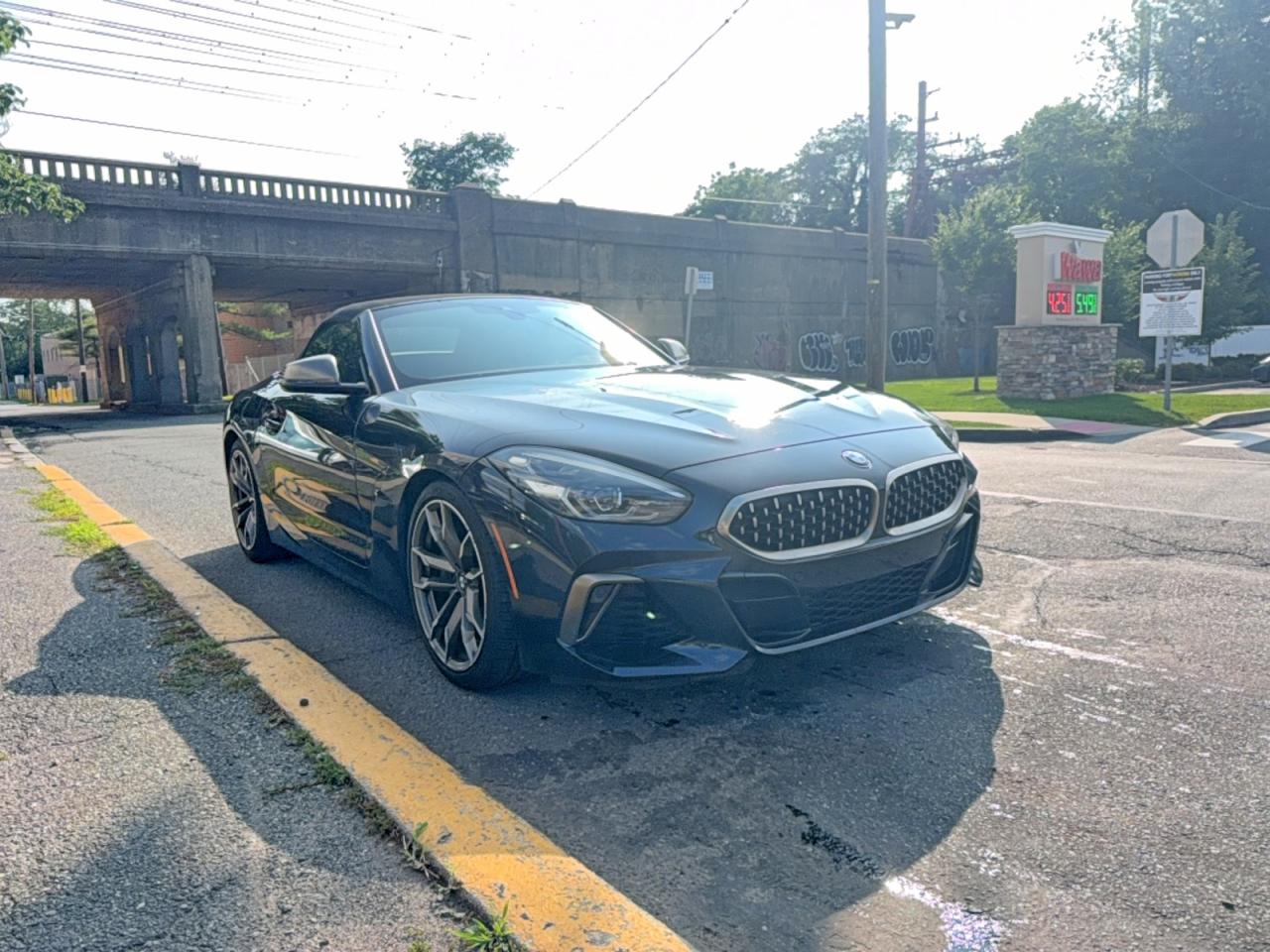 WBAHF9C09LWW44449 · 2020 BMW Z4