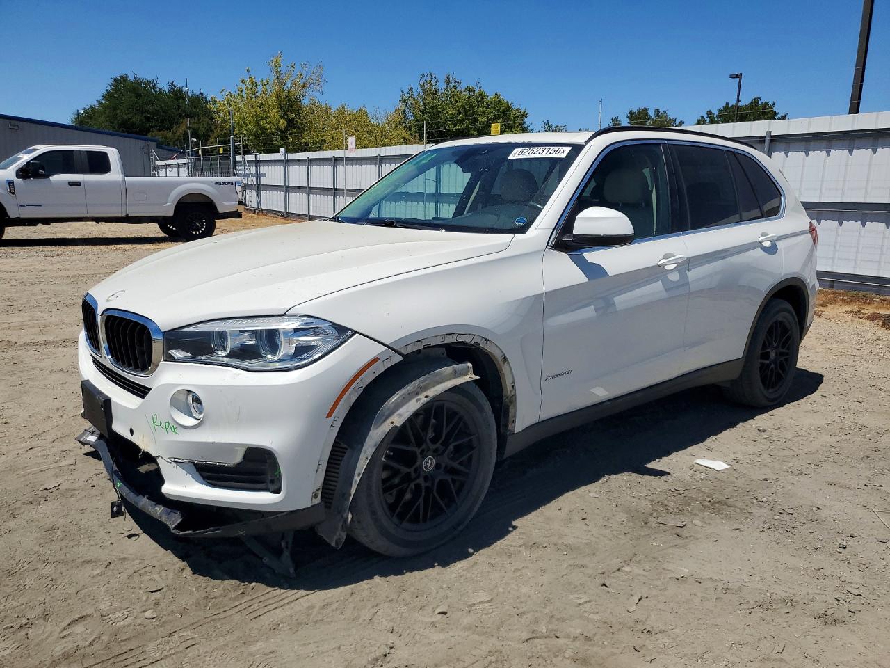 5UXKR0C59F0K55467 · 2015 BMW X5